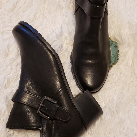 Stuart Weitzman Ankle boots - Picture 6 of 6